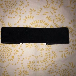 Black velvet choker